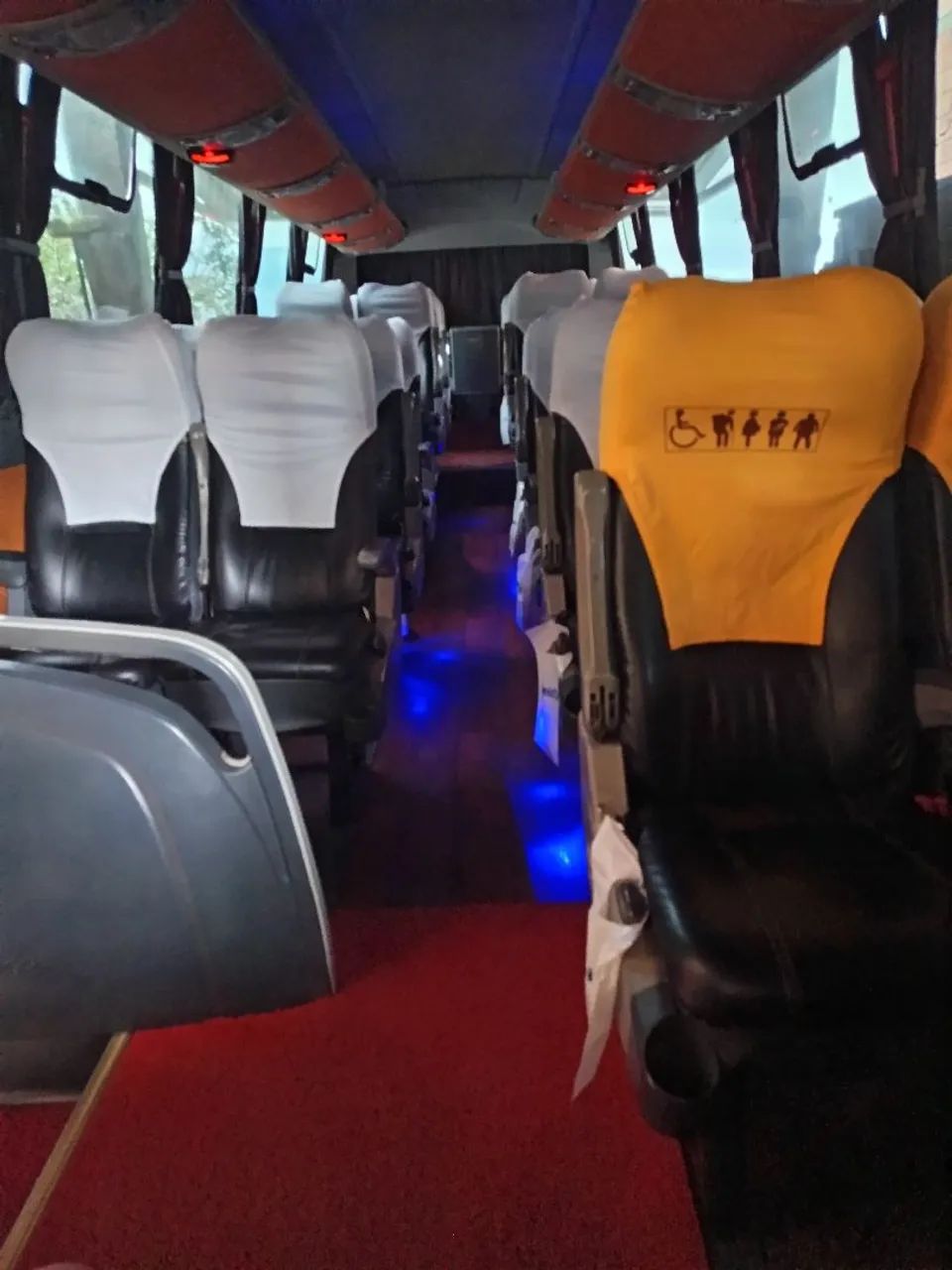 Micro ônibus limousine impecável. - Foto 4
