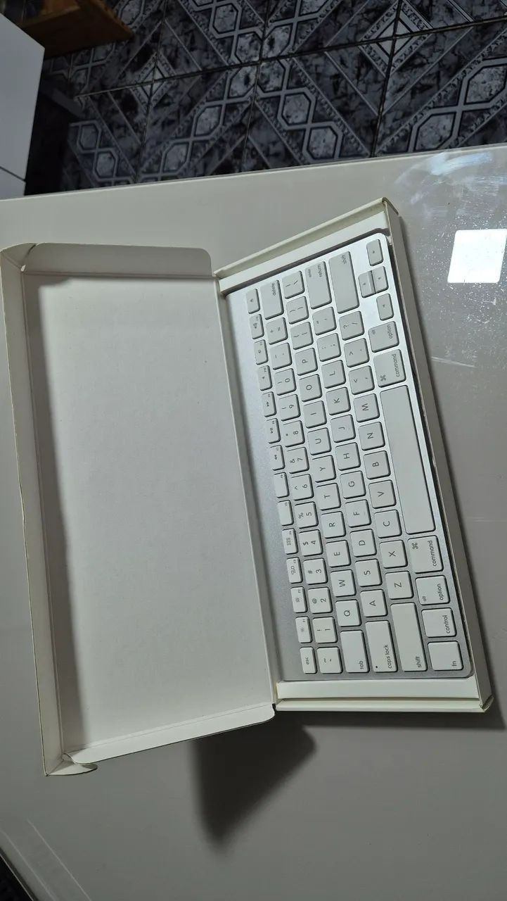 Teclado Apple sem fio - Foto 3