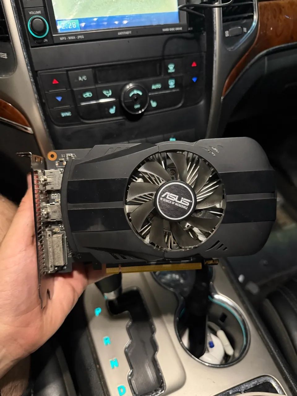 1050 TI 4GB PLACA DE VÍDEO  - Foto 3