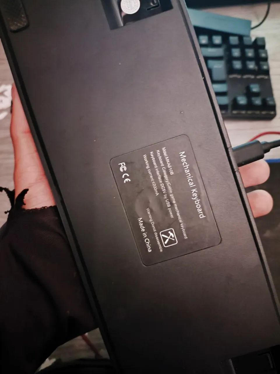 Teclado e mouse gamer pra vender - Foto 4