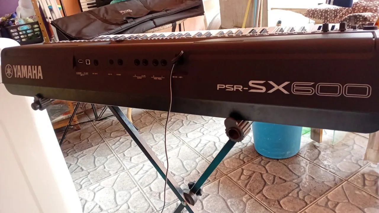 teclado Yamaha sx600 - Foto 2
