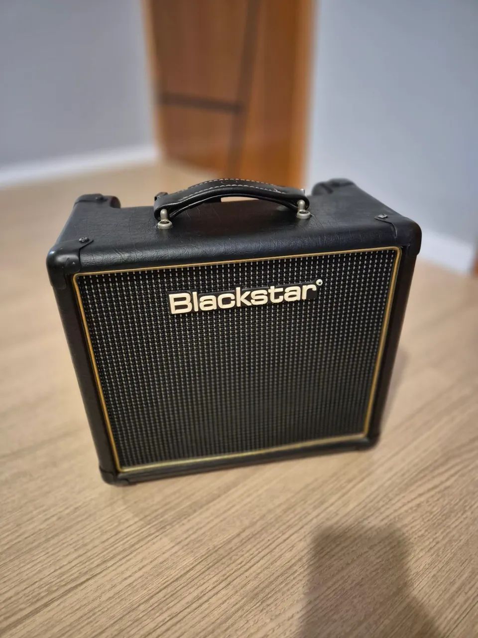 Blackstar HT1 Valvulado