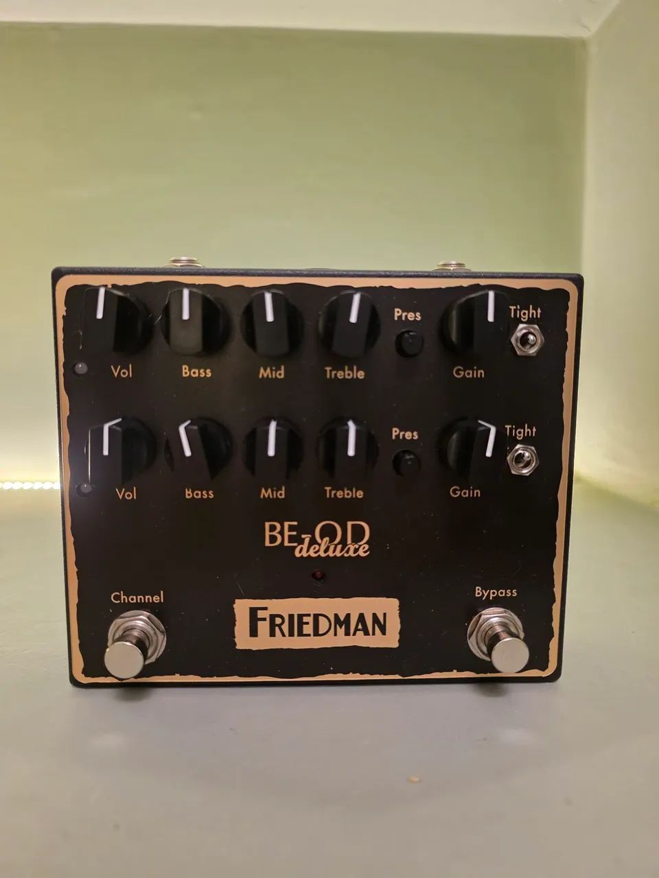 Pedal Friedman BE-OD DELUXE 2 canais em estado de novo