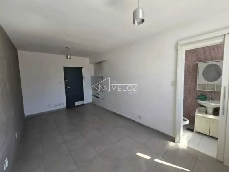 Kitnet/Conjugado : / Residencial / Laranjeiras - Foto 5
