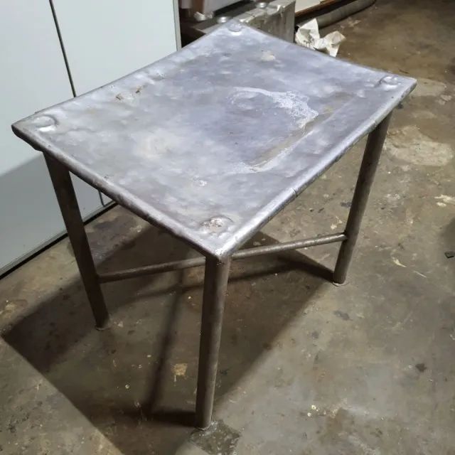 Mesa Baixa de Inox 60 x 47 x 60 - Foto 2