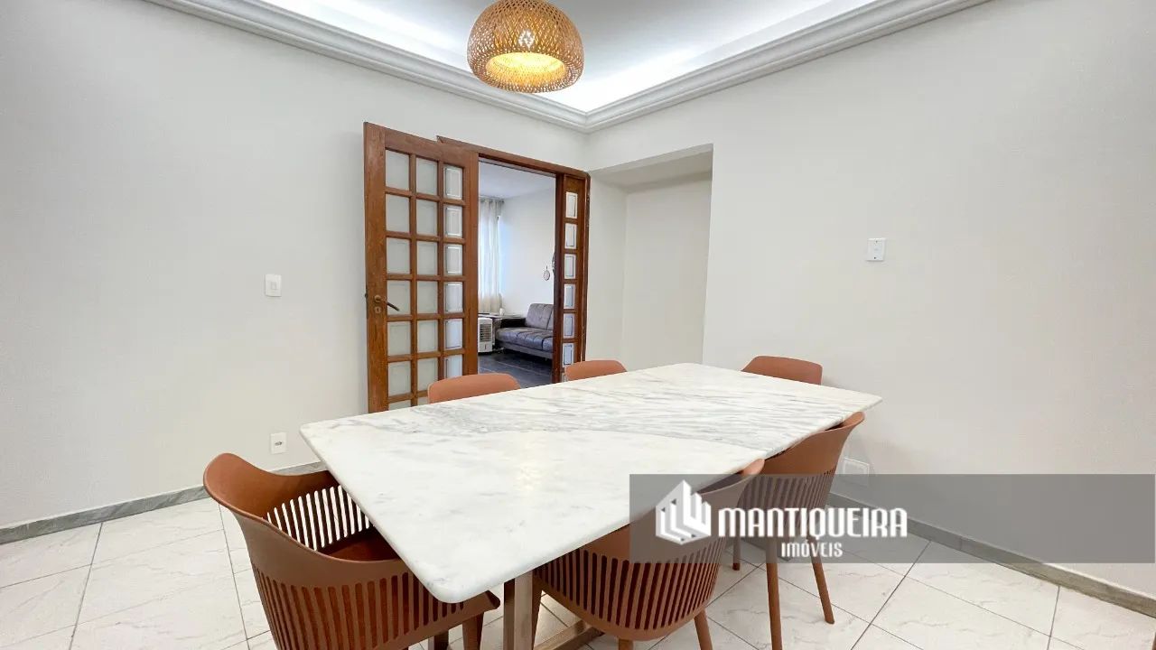 Apartamento 4 quartos reformado, amplo e com varanda - Foto 3