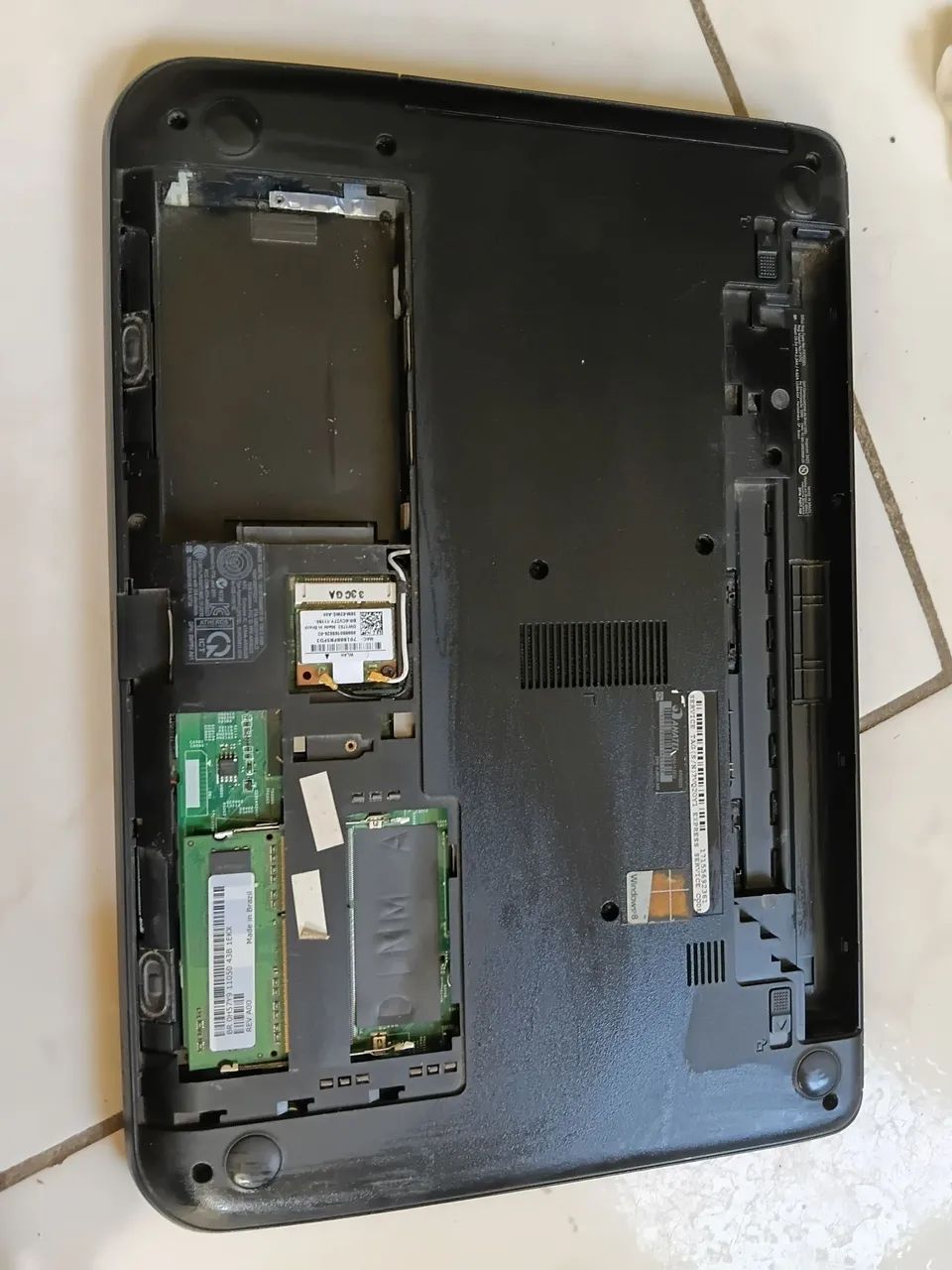 Notebook Dell i3-2375m 4gb ddr3  - Foto 3