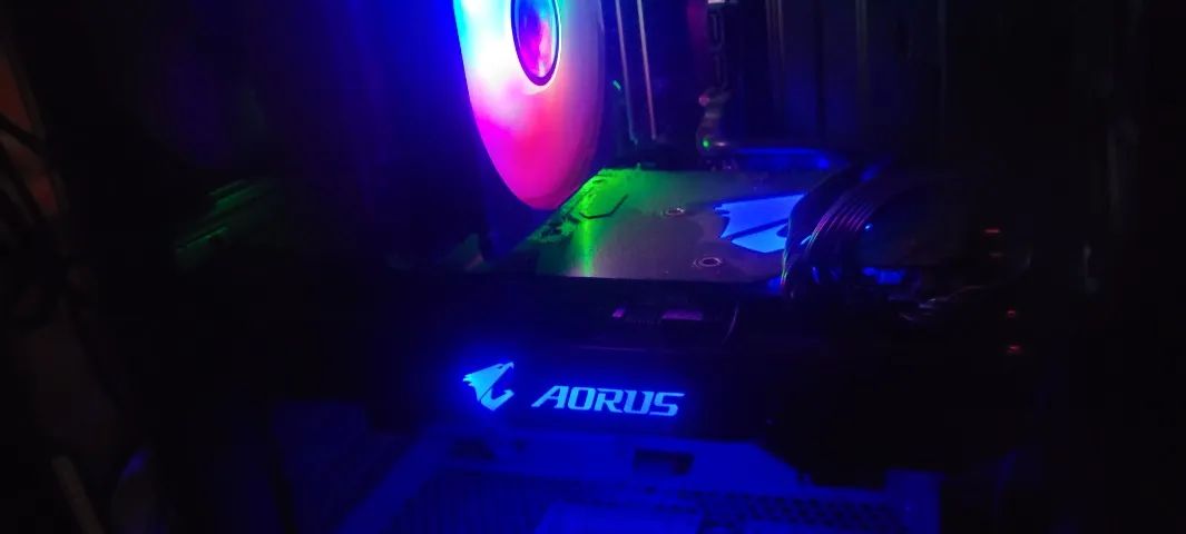 Placa de video Aorus gtx 1080 8gb - Foto 2