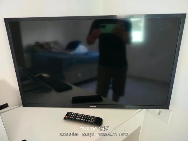 Televisão Samsung 32  - Foto 2