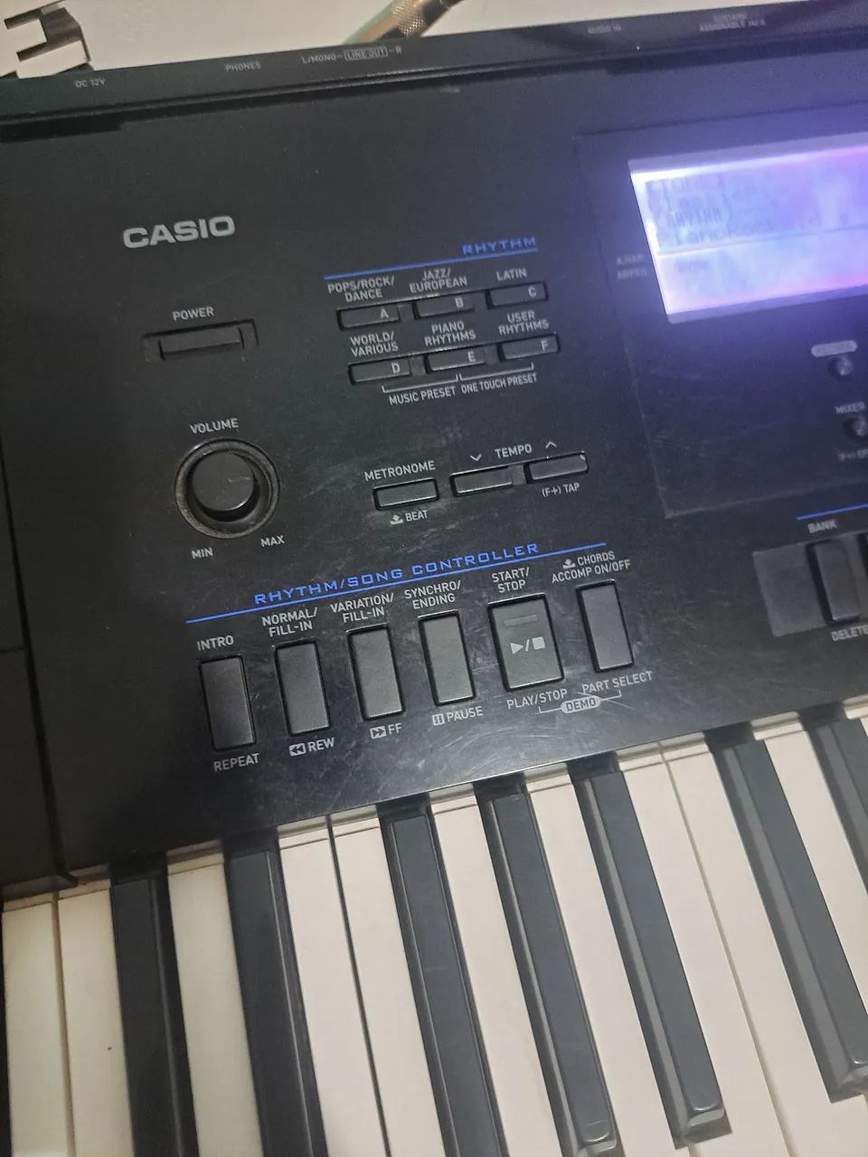 VENDO TECLADO CTK 6200 - ENVIO COM CASE, PEDESTAL E PEDAL - Foto 3
