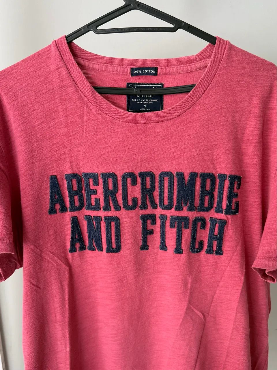 Camiseta Abercrombie TAM.S (VESTE M) - Foto 2