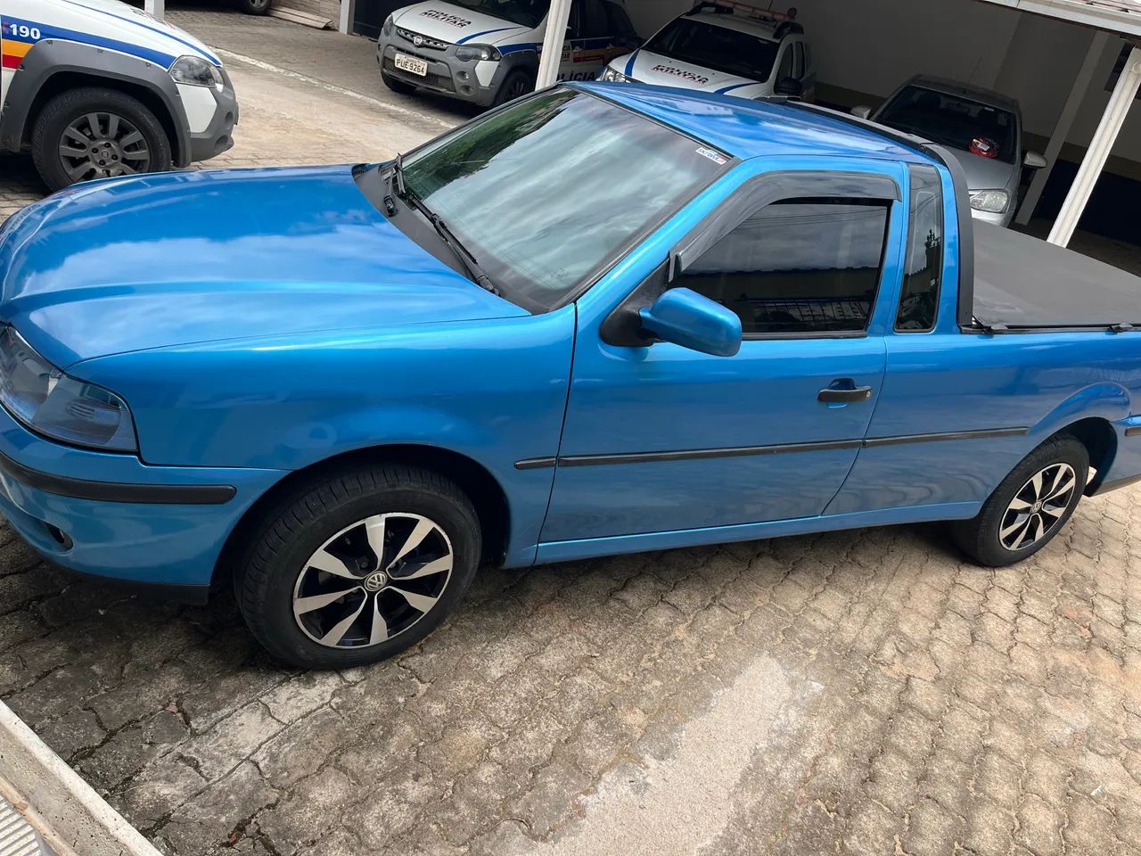 Volkswagen Saveiro FUN 1.8 99cv/ City E S.surf 1.6 2001