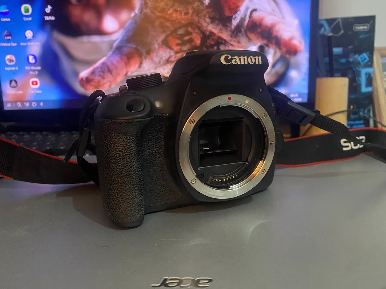 CANON T5