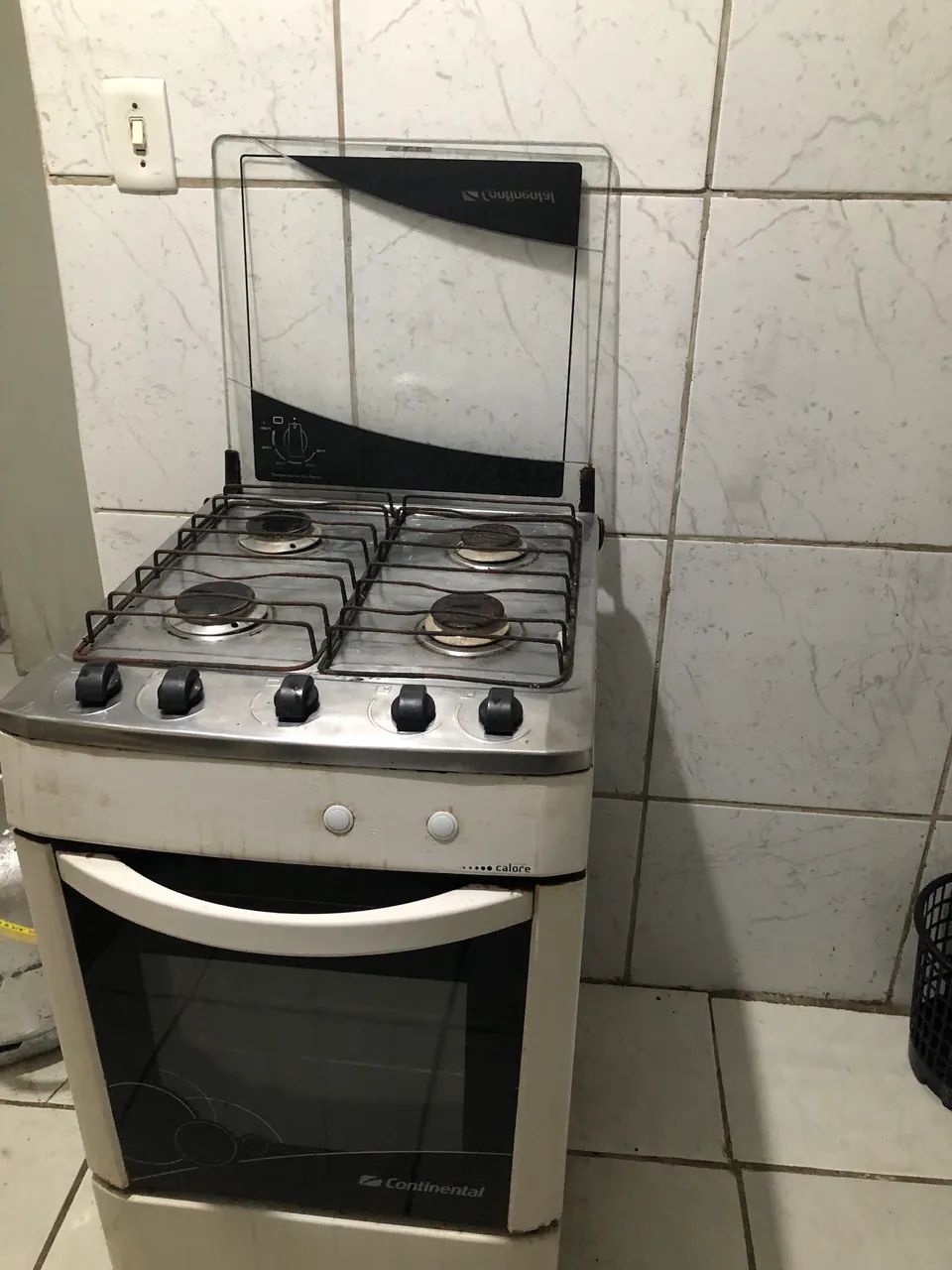 Fogão em bom estado