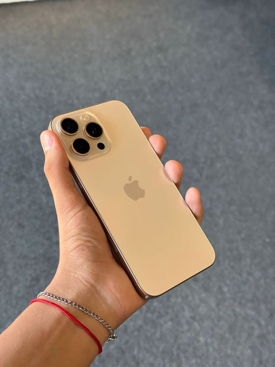 IPhone 16 pro max IMPECÁVEL 