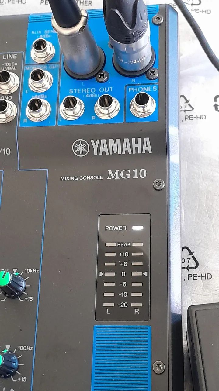 Mesa de som Yamaha  MG 10 - Foto 4