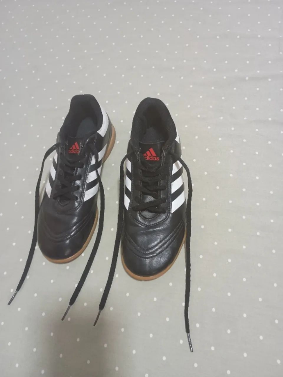 Chuteira Adidas Futsal Adidas Tamanho 34 - Esportes Sobre Rodas