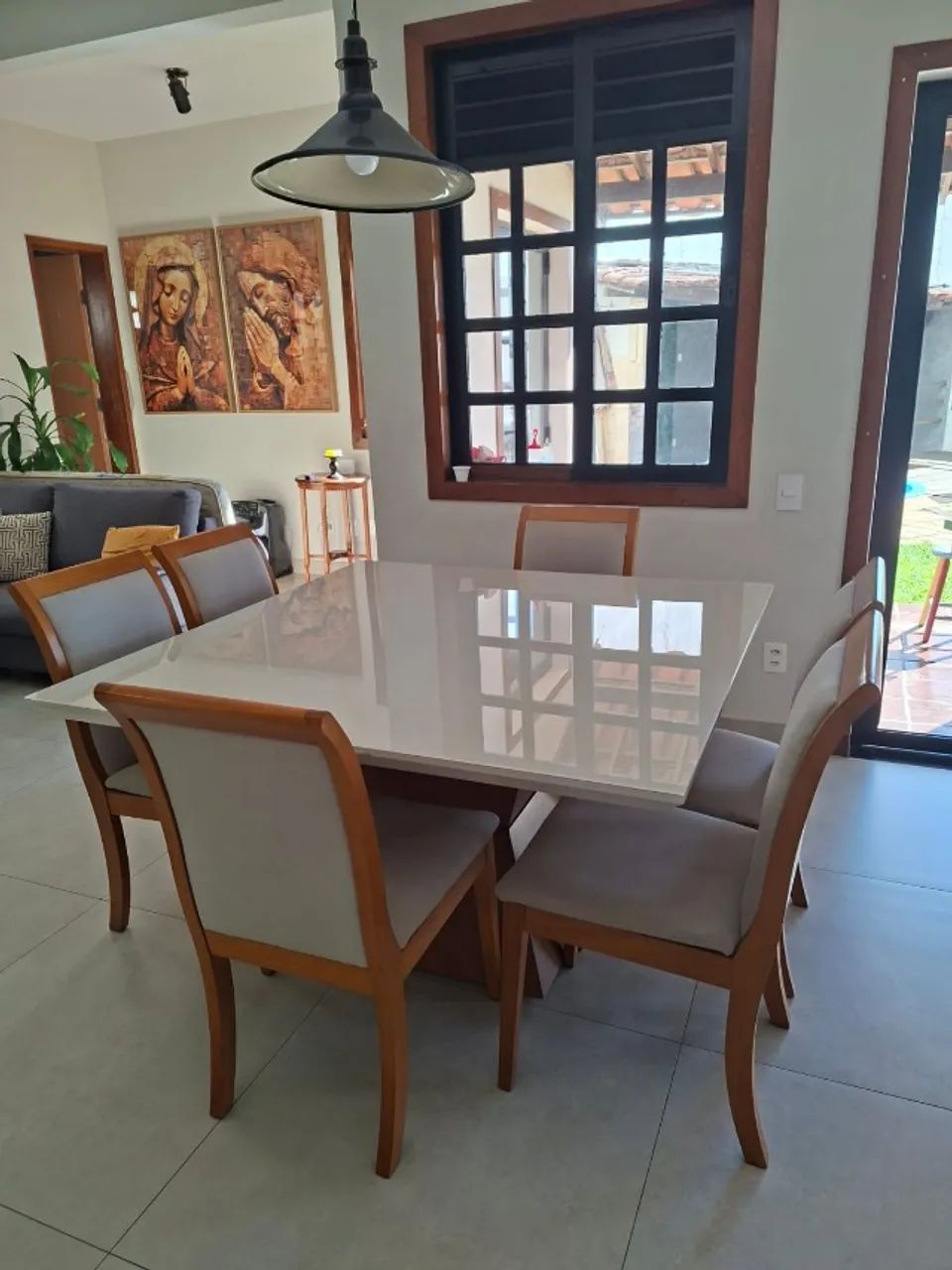Mesa de jantar quadrada 1,40 x 1,40 com 6 cadeiras