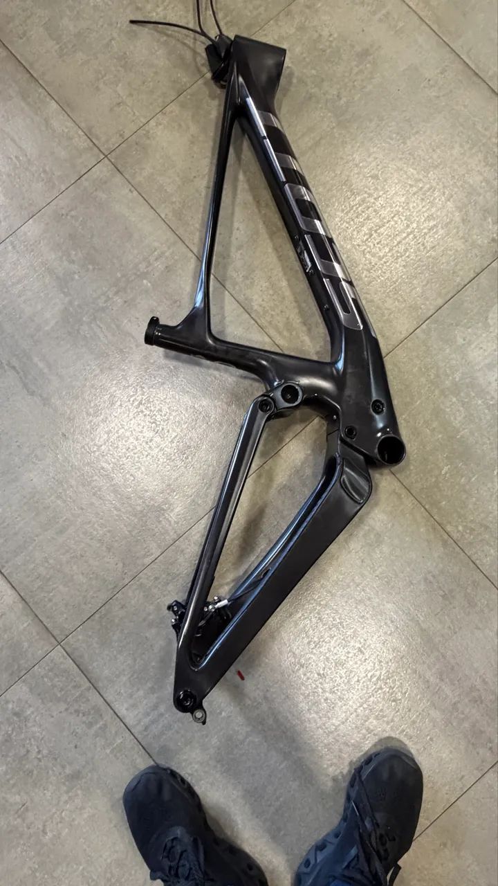 Quadro full scott spark 910 S carbono 29 boost  - Foto 3