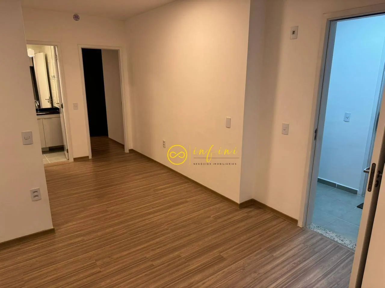 Apartamento com 2 Quartos para alugar, 61 m² por R$ 2.870/mês - Condomínio JR Campolim II  - Foto 3