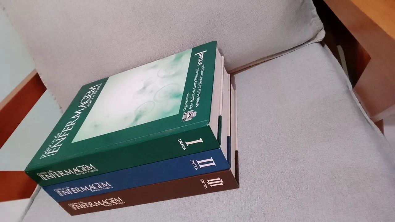 Livros de enfermagem  - Foto 2