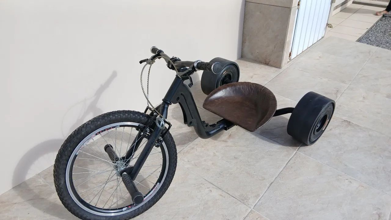 Trike drift preto.