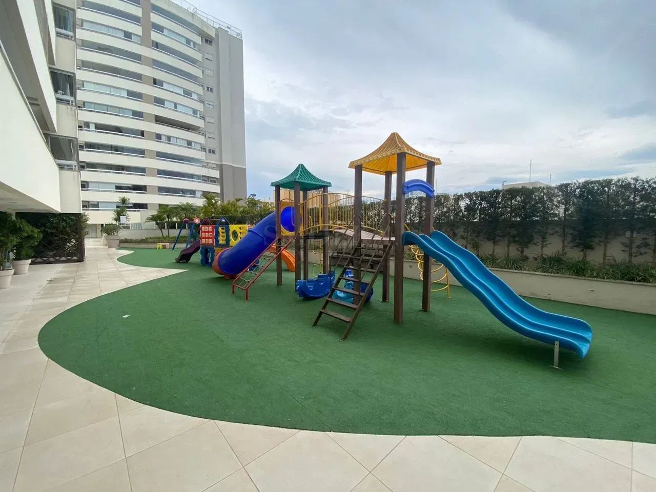 Apartamento para venda com 4 dormitórios no Grand Classic no Itacorubi - Florianópolis - S - Foto 4