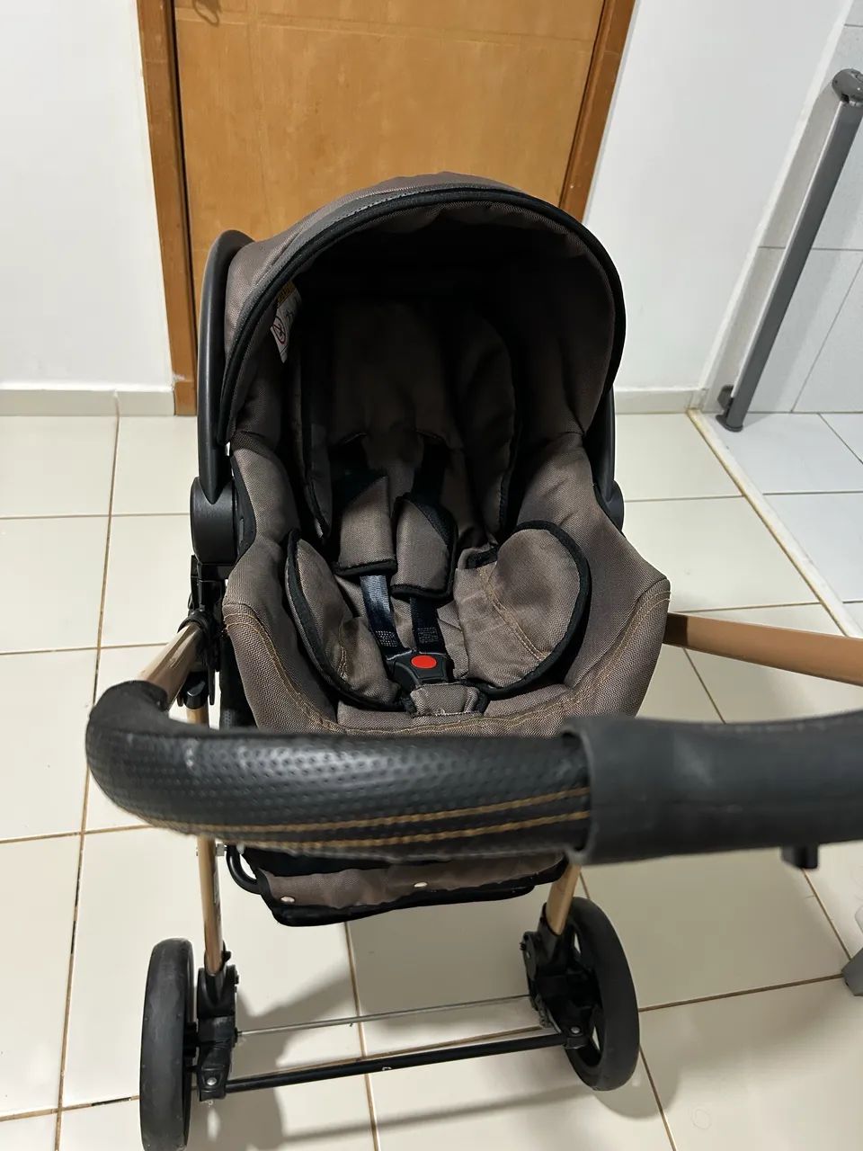 Carrinho de bebê + bebê conforto  - Foto 4