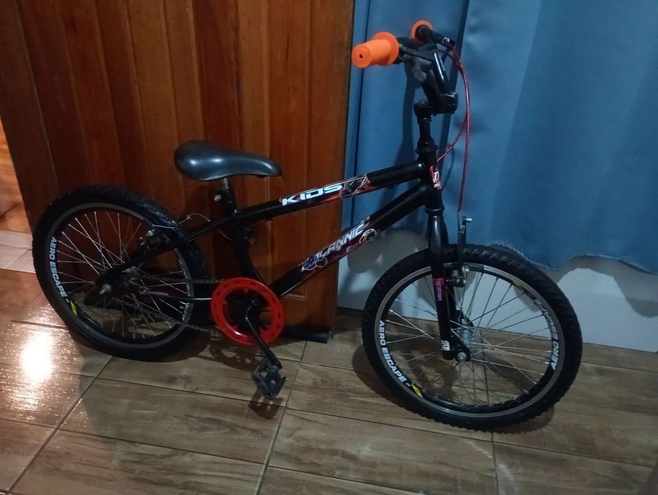 Bicicleta aro 20 em ótimo estado  - Foto 2