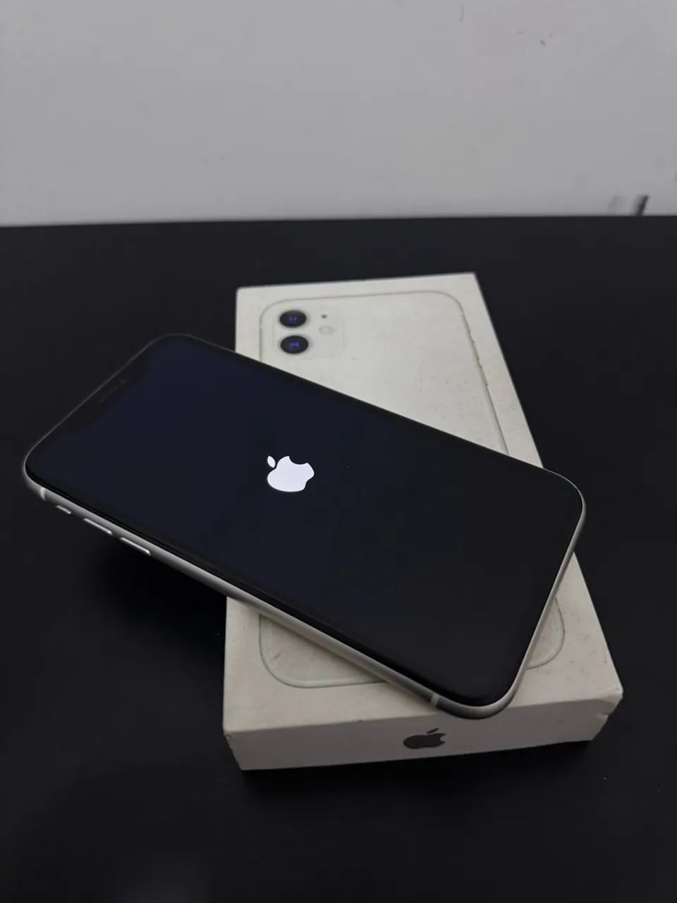 Iphone 11 com caixa e nota fiscal - Foto 3