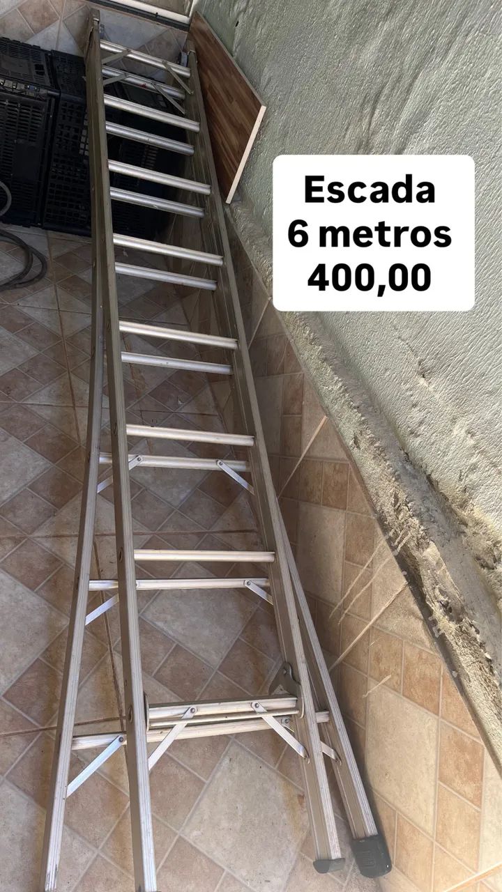 Escada de 6 metros