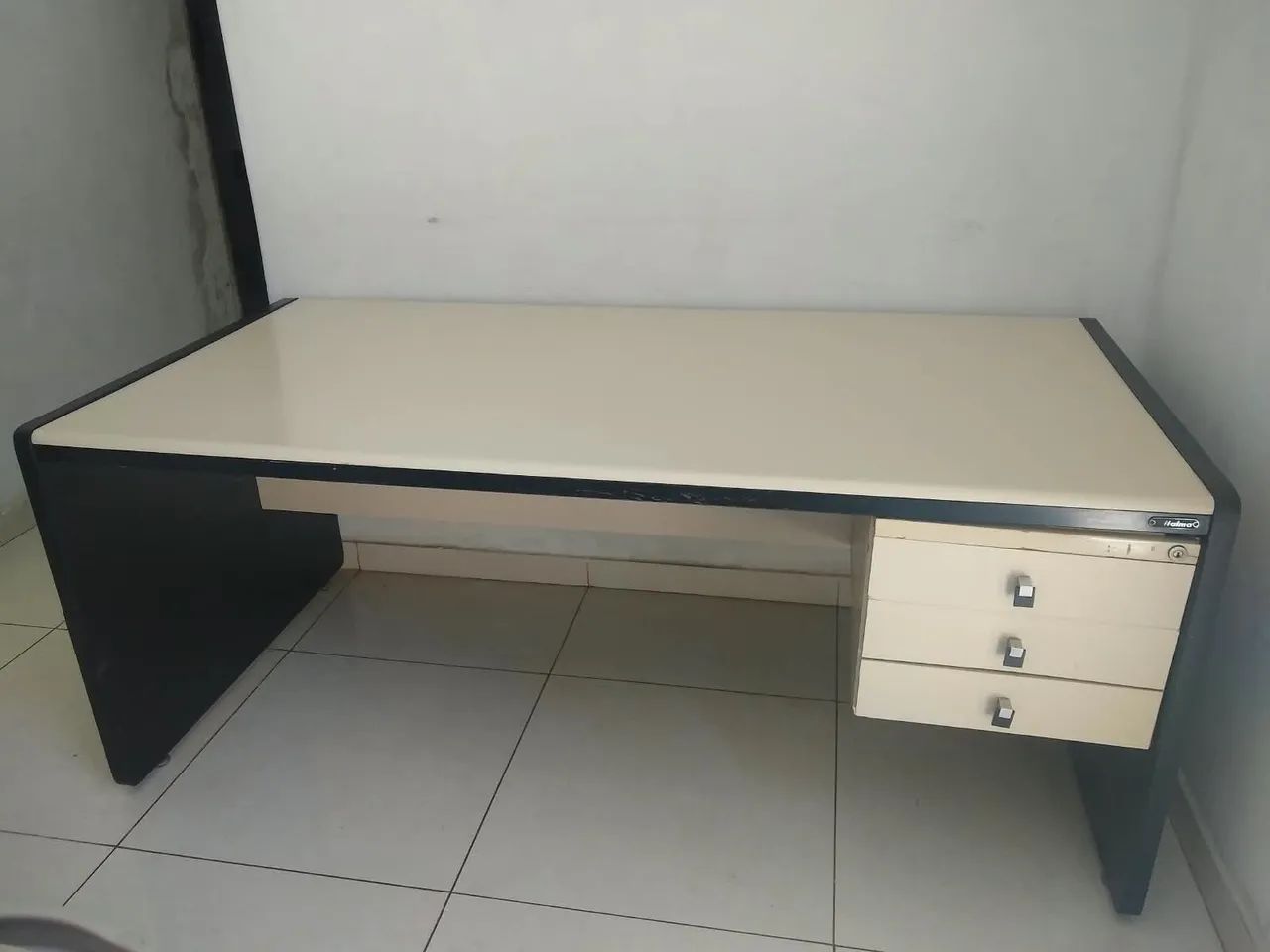 Mesa de escritorio - Foto 2