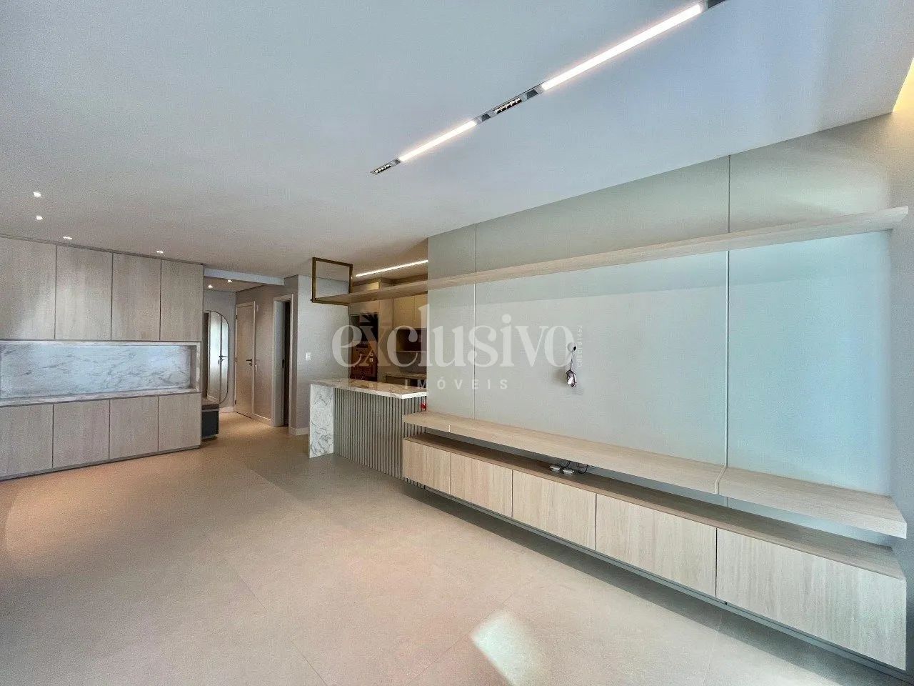 Apartamento mobiliado de 3 dormitórios - Foto 5