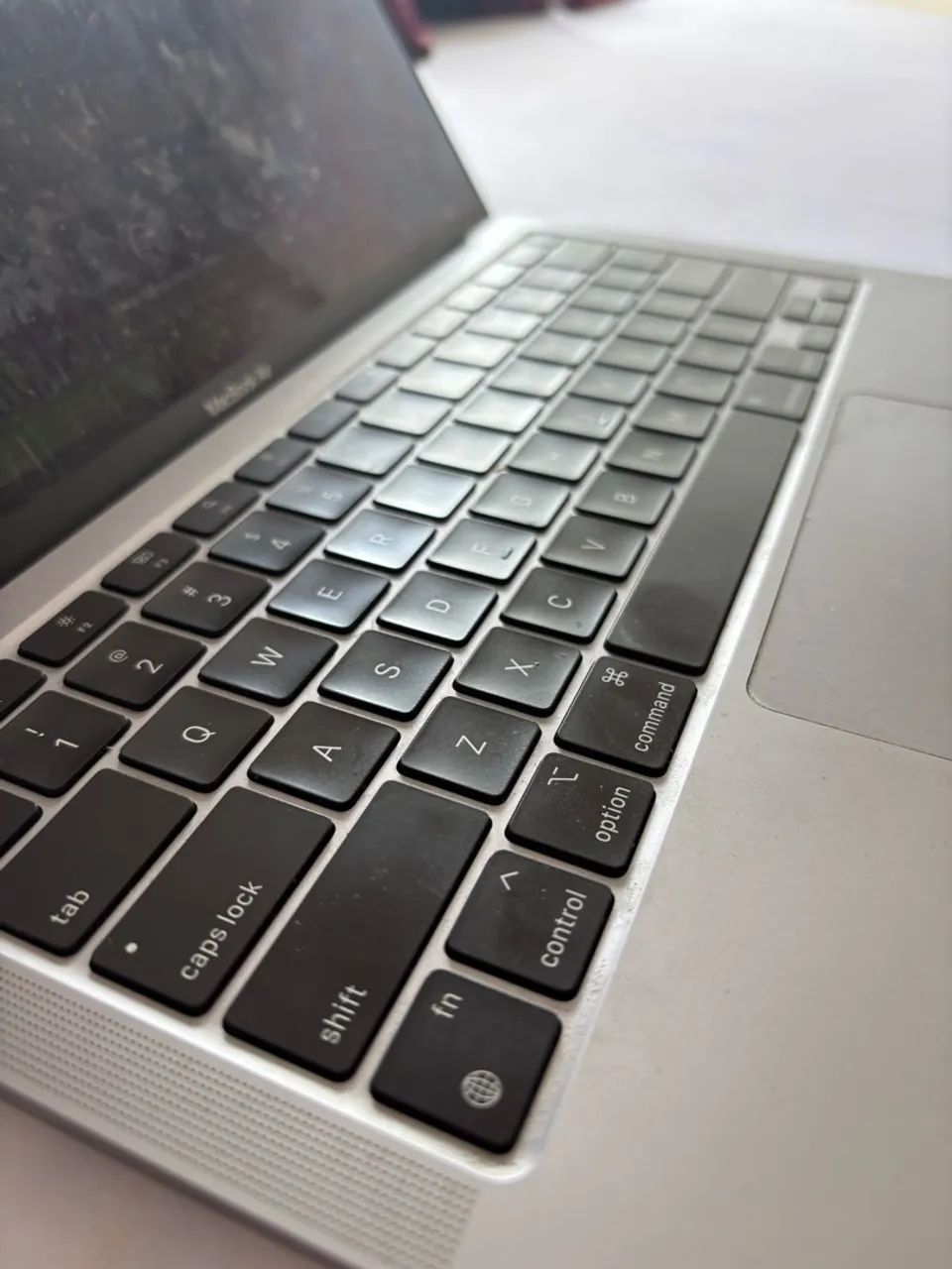 Macbook M1 Air 2020 - 8GB de Ram 256GB - Foto 2