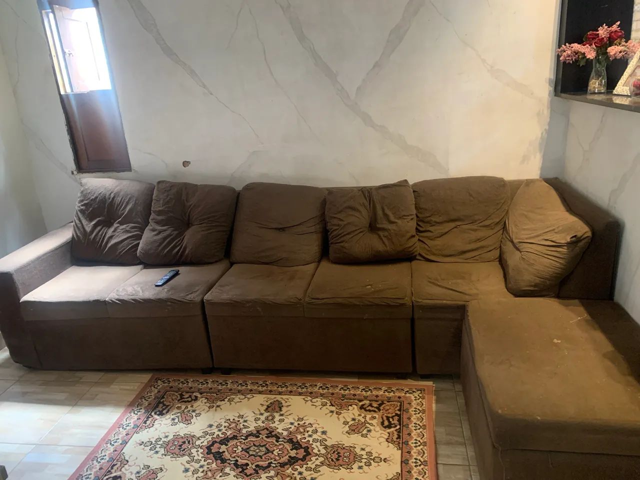Vendo sofá + baú (usado)
