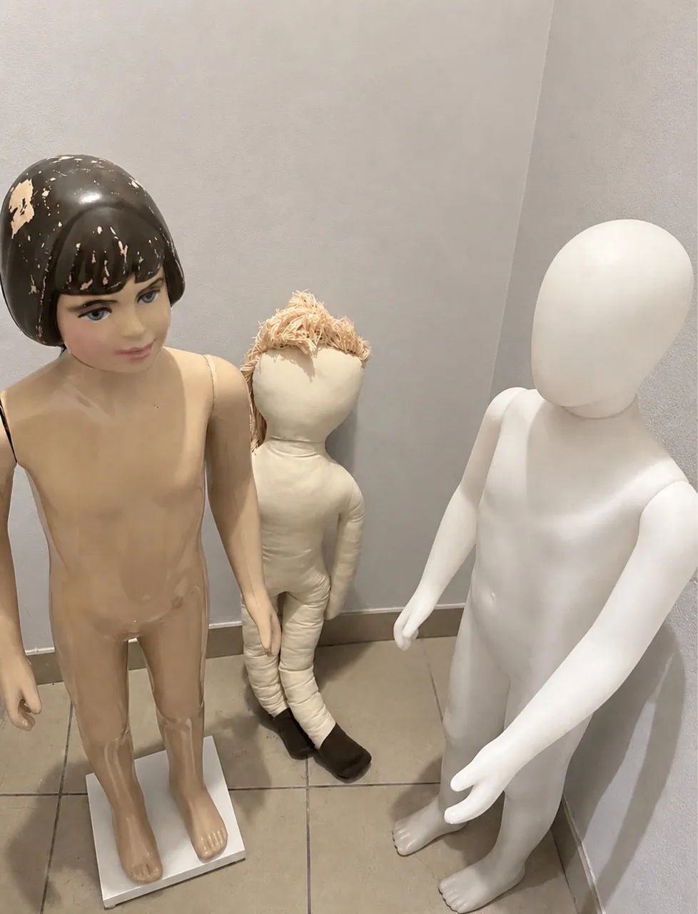 3 manequins 