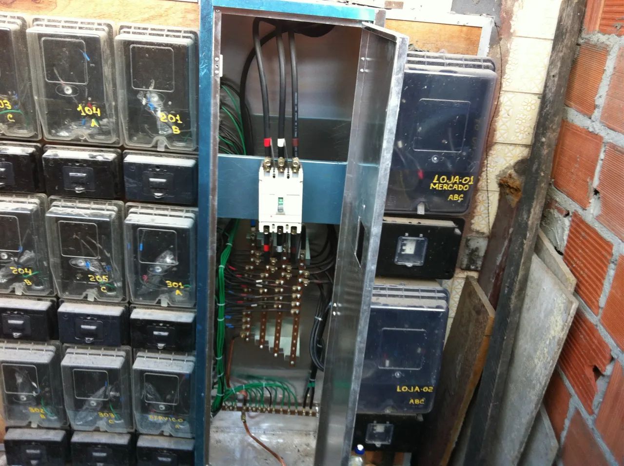 Eletricista- instalação de bomba d?água-  instalações elétrica- motores - jacuzzi  - Foto 4