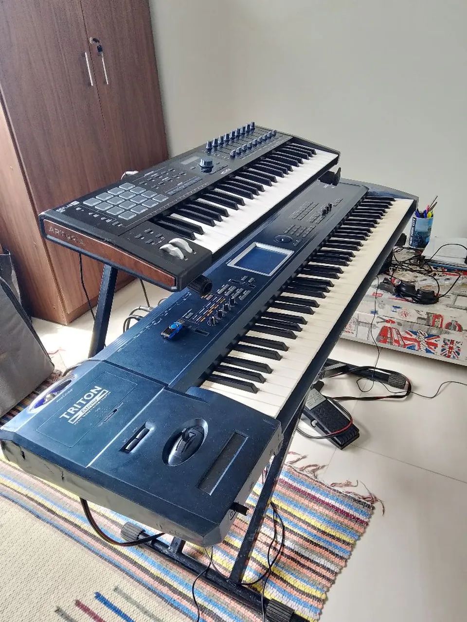 Korg Triton extreme 76 - Instrumentos musicais - Biquinhas, Bom