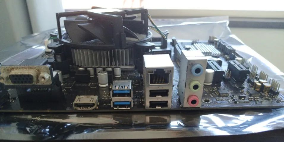 Placa mãe + processador + coller - Intel 9ª geração - Foto 2