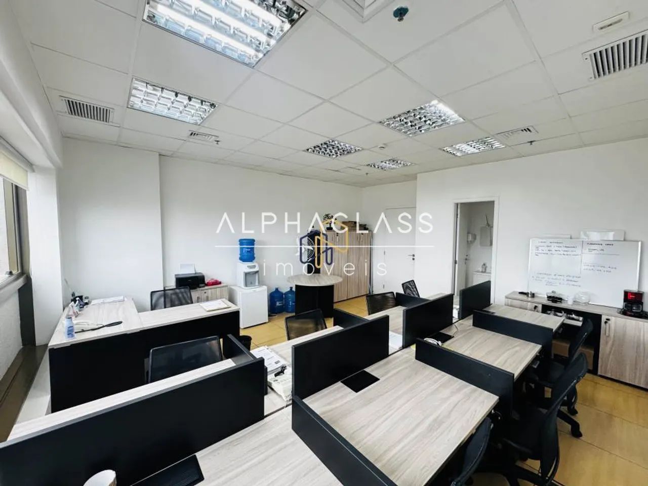 Vendo e alugo sala comercial mobiliada em Alphaville - Edifício New Worker Tower - Foto 3