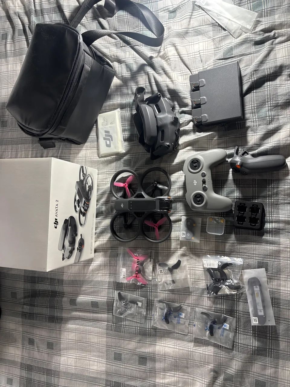 DJI AVATA 2 (Combo Fly More) + CONTROLE FPV 3 + Filtros ND 