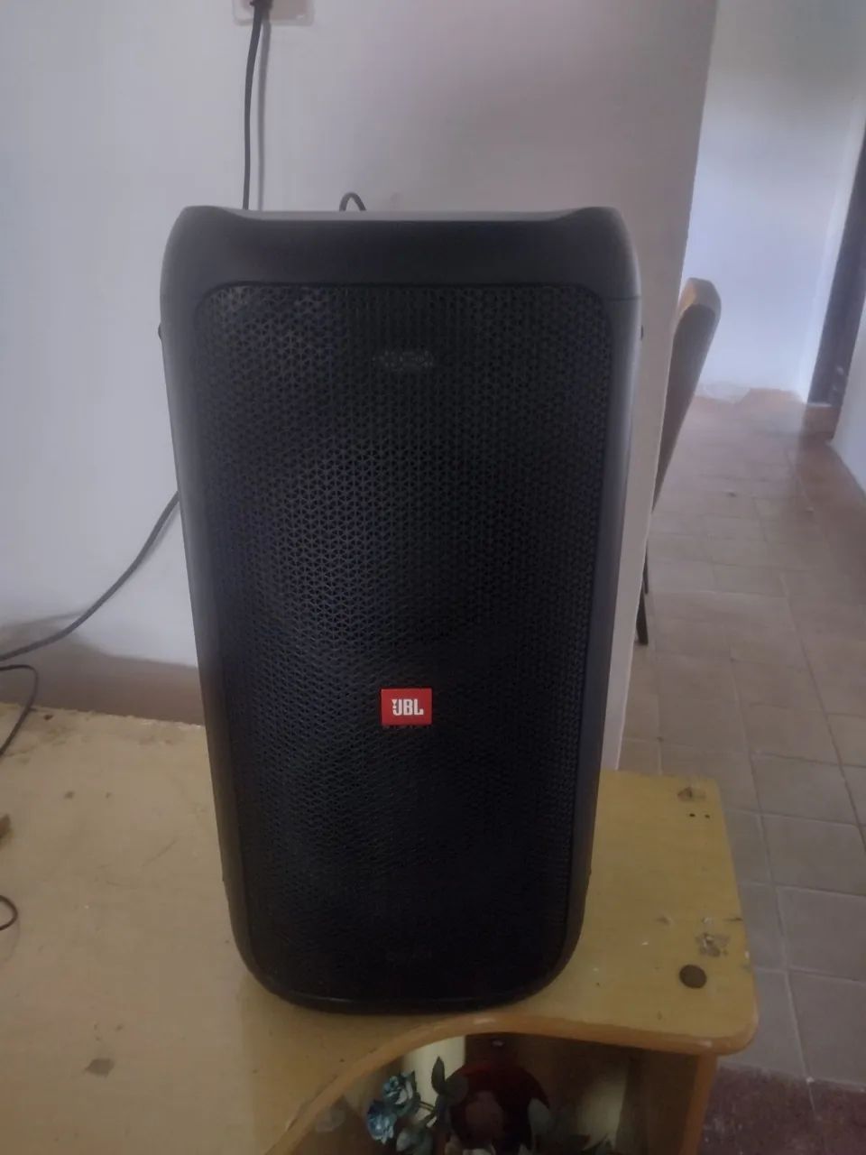 Caixa de som JBL original de 100  - Foto 4