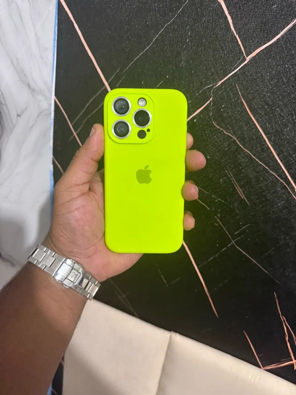 iPhone 15 pro  - Foto 2