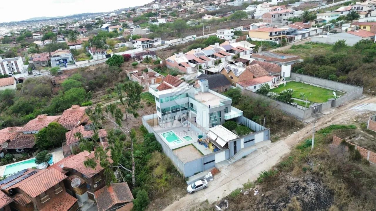 Casa solta com 4 suítes à venda em Gravatá/PE! - Foto 4