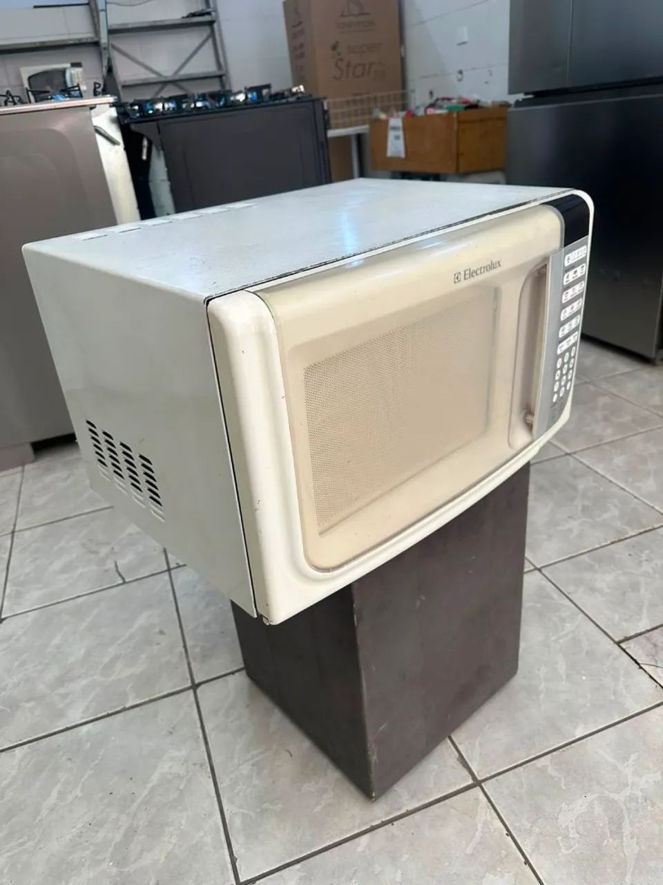Microondas Electrolux 31L 220v  - Foto 3