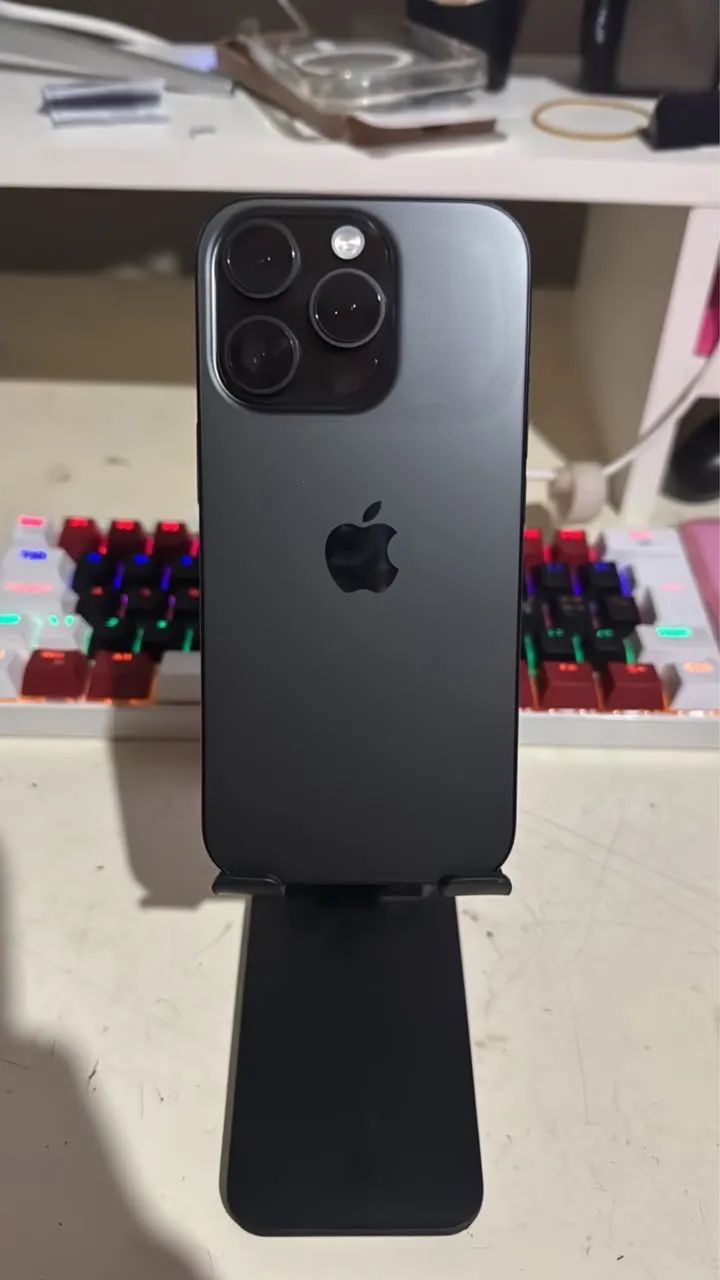 IPhone 16 Pro ( Compro IPhone 16 Pro Max ou 17 Pro Max , pago o IPhone 16 Pro + Volta )