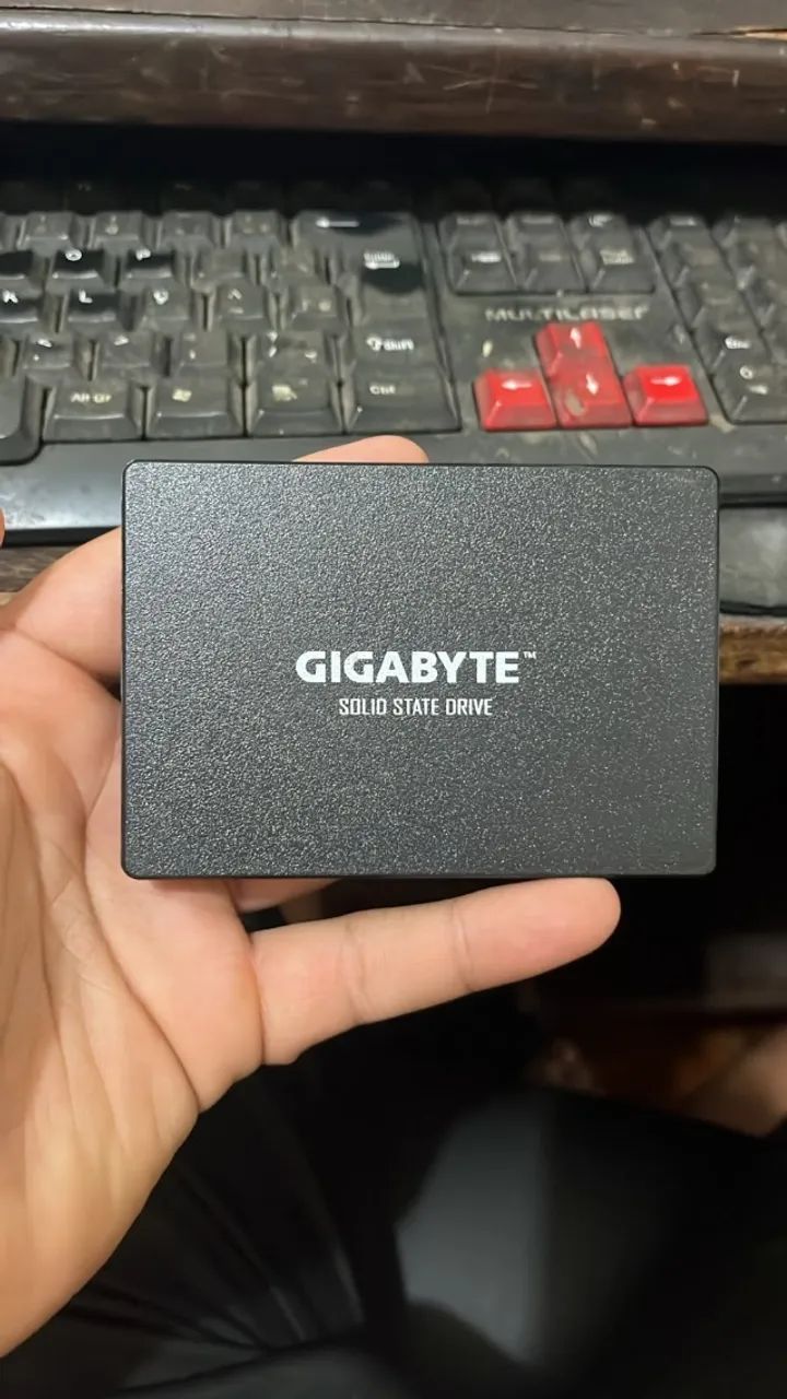 SSD GIGABYTE 120GB SAUDE 98%