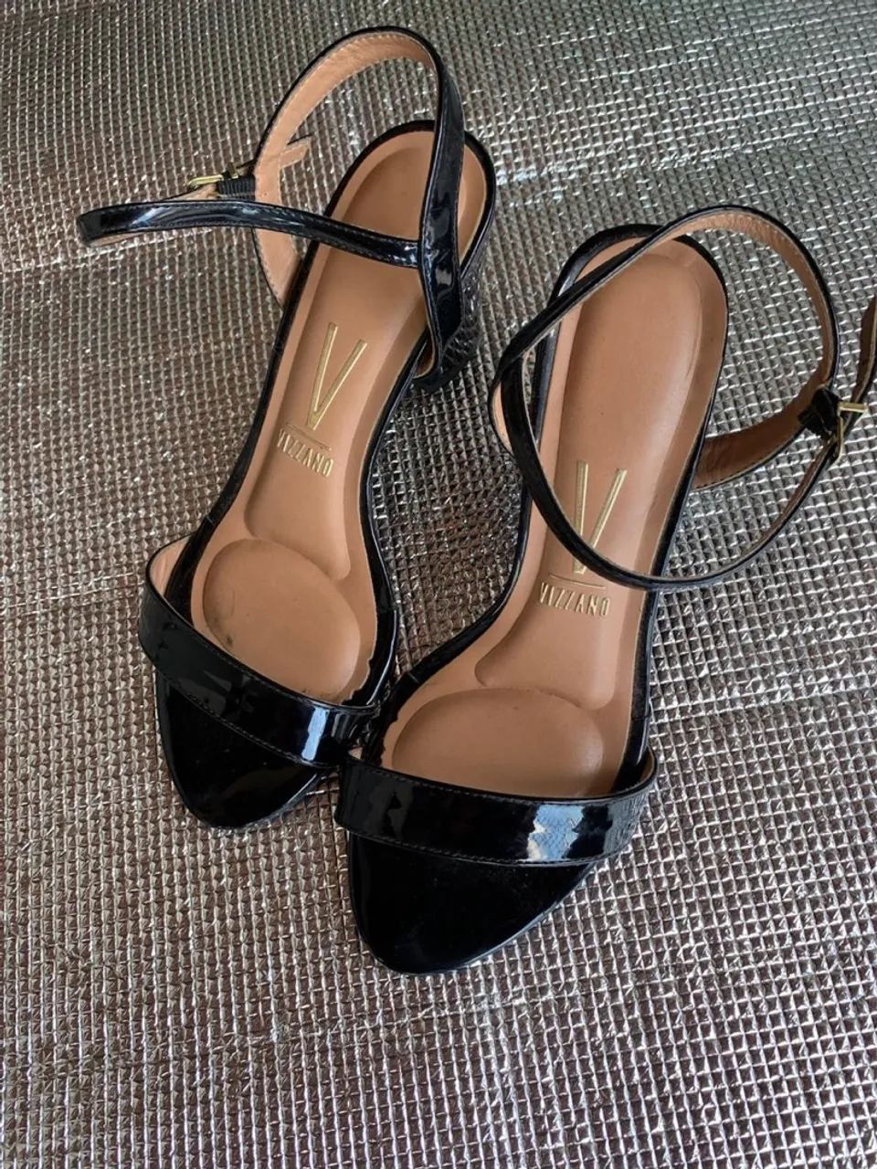 SANDÁLIA PRETA VIZZANO
