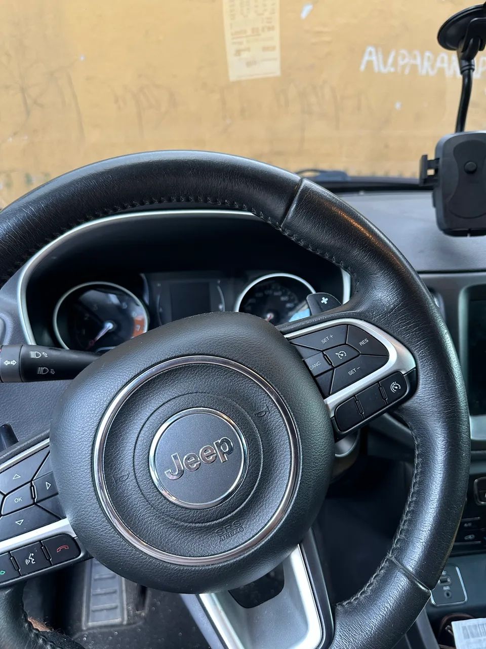 Jeep Compass Longitude 2.0 4X2 Flex 16V Aut. 2017 - Foto 2