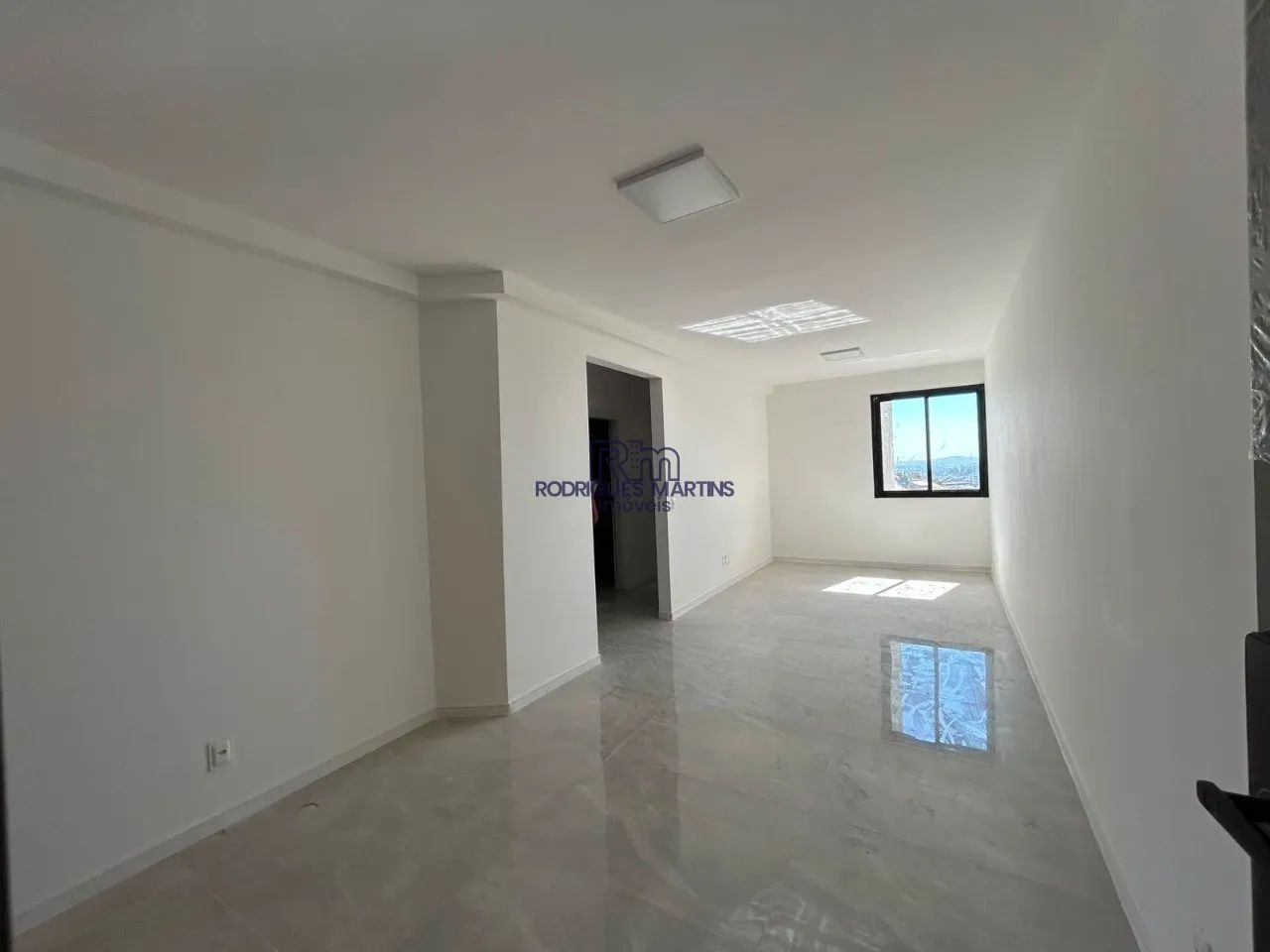 APARTAMENTO 03 QUARTOS 02 VAGAS NO CAIÇARA